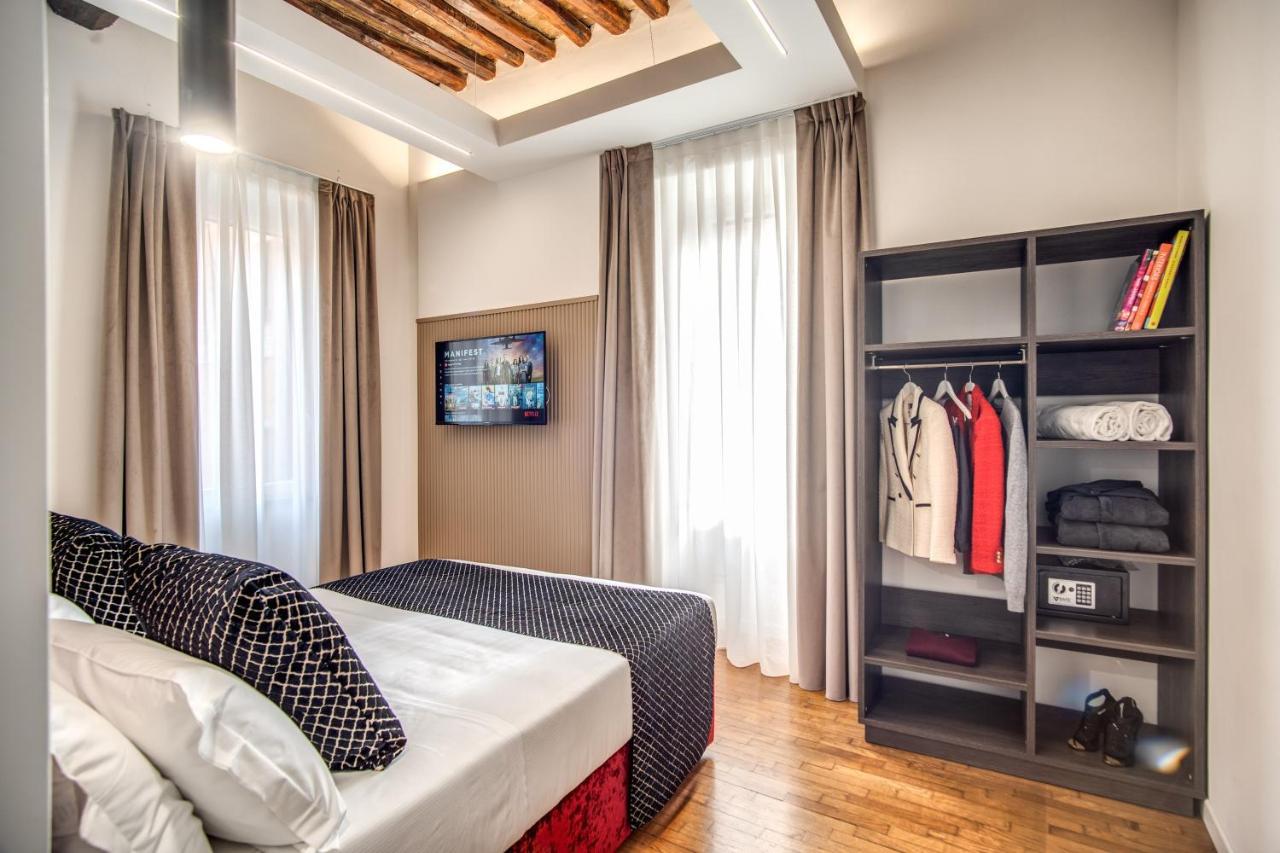 Little Queen Rooms Roma